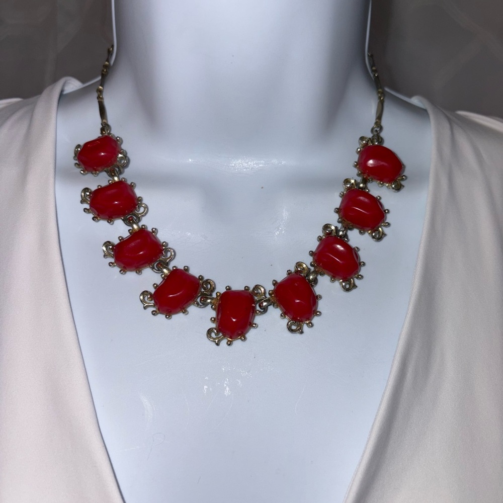 Chic Vintage Mid Century Candy Apple Red Thermoset Collar Necklace Hook Clasp